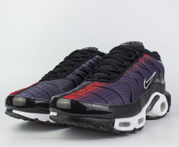 Nike air max clearance plus tn black red