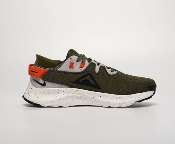 Nike Pegasus Trail 2 dark green. Вид 3