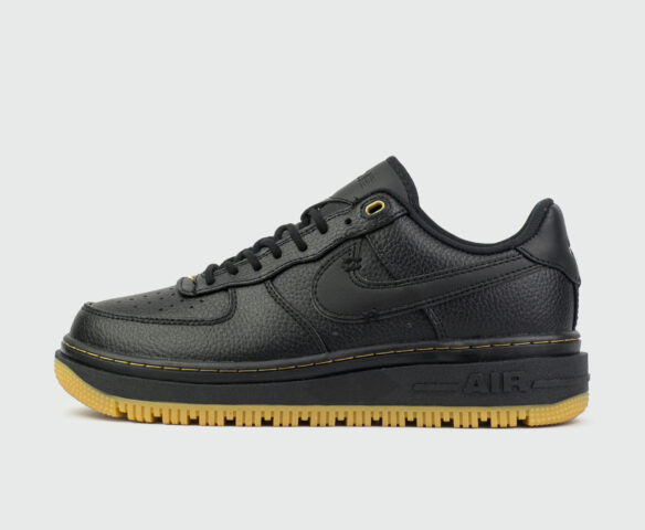 Nike Air Force 1 Low Luxe Black / Gum